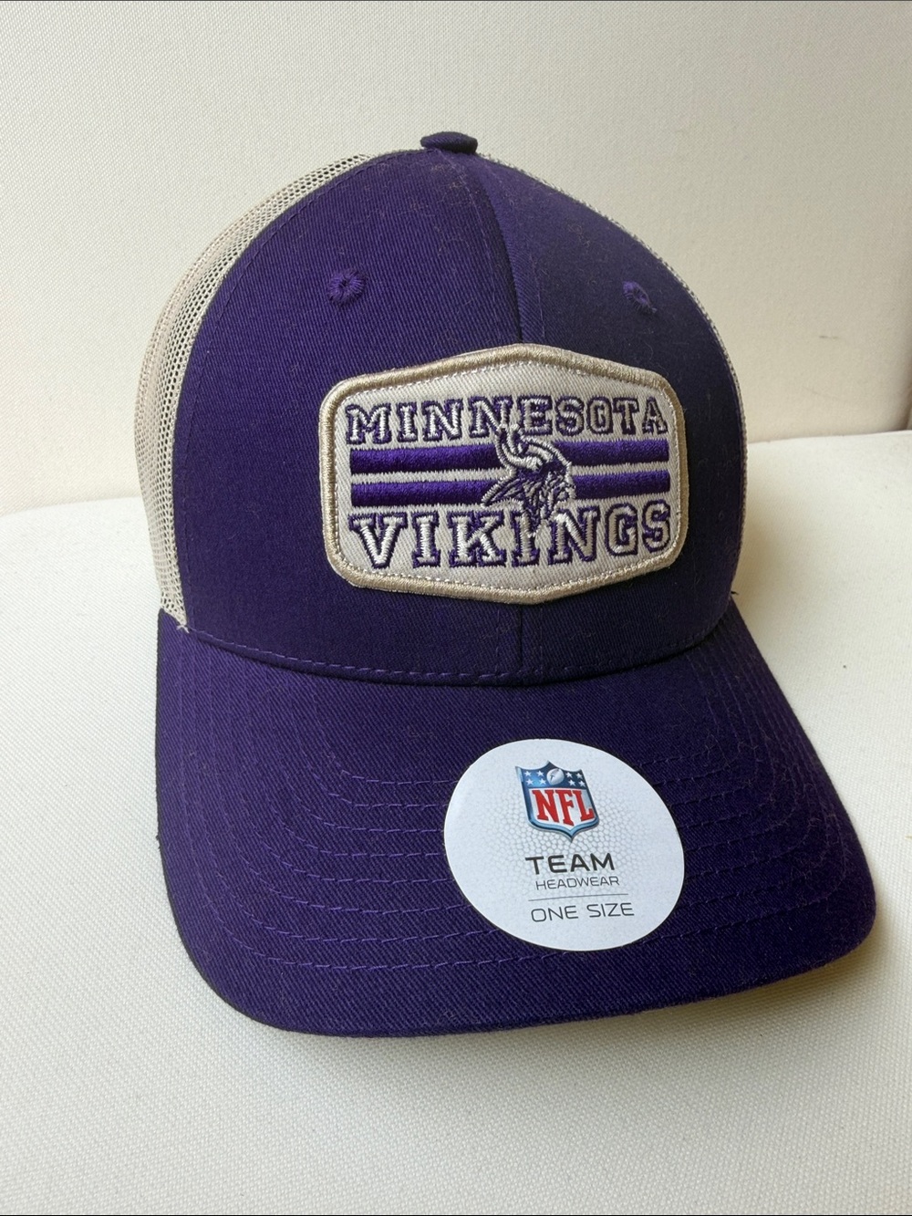 Minnesota Vikings Purple Trucker Hat NFL HEADWEAR